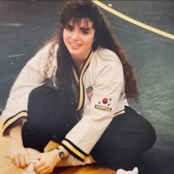 Hemiplegic Migraine Awareness 🌹 My Closet For A Cause & My Story ❤️ - Picture 6 of 11